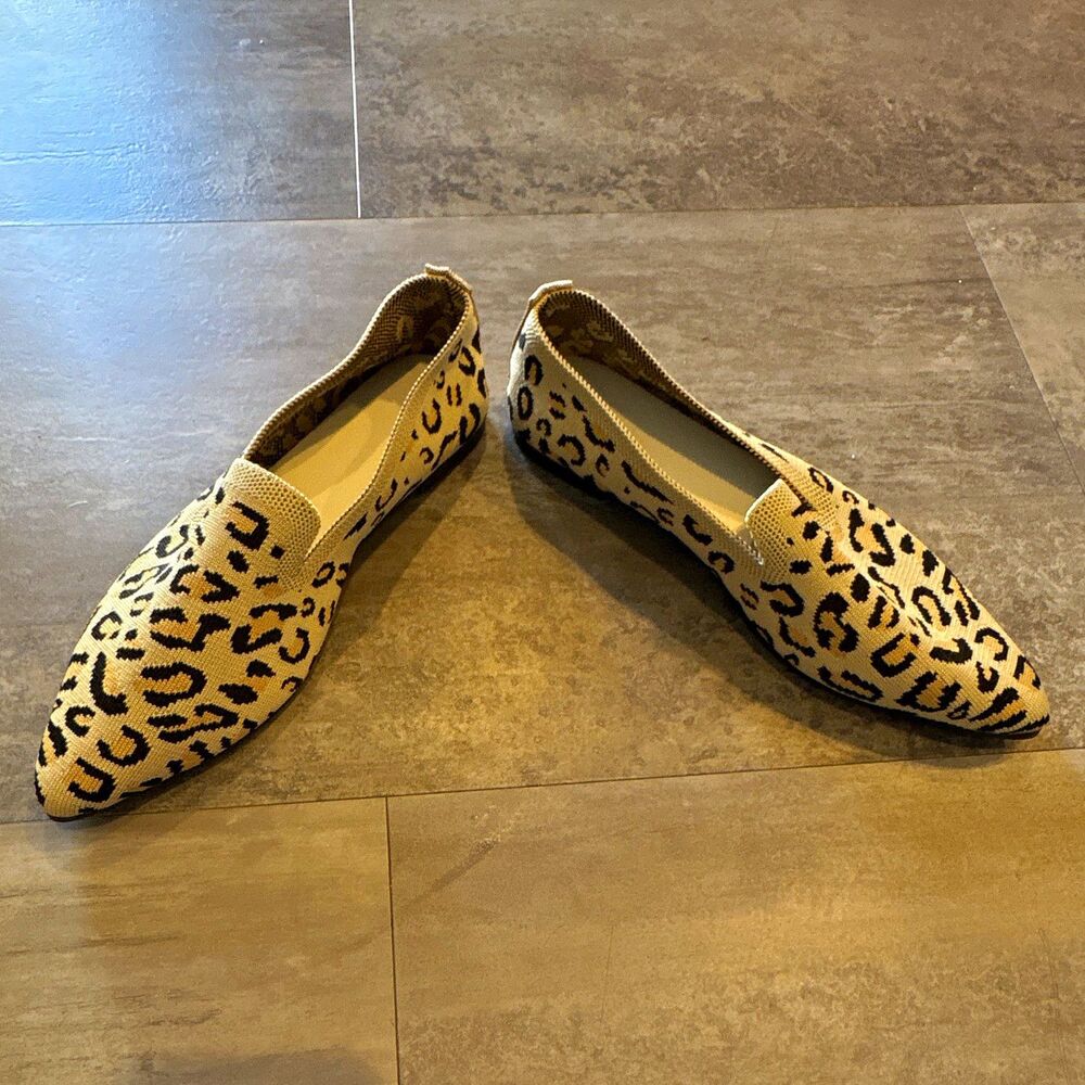 Whaleco Technology Ltd Women’s Animal Print Knit Slip-On Pointed Toe Flats 6